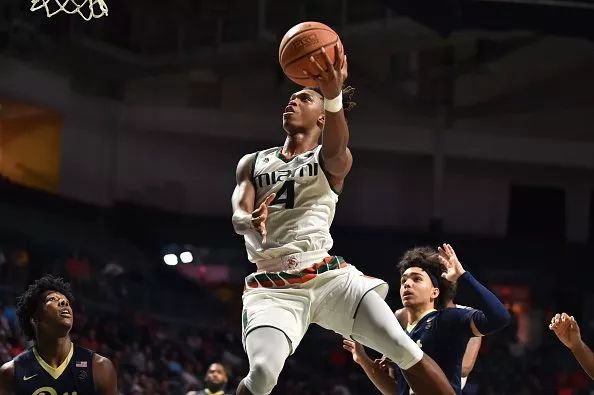  NBA选秀大会落幕,新星加盟马刺冲击重建
